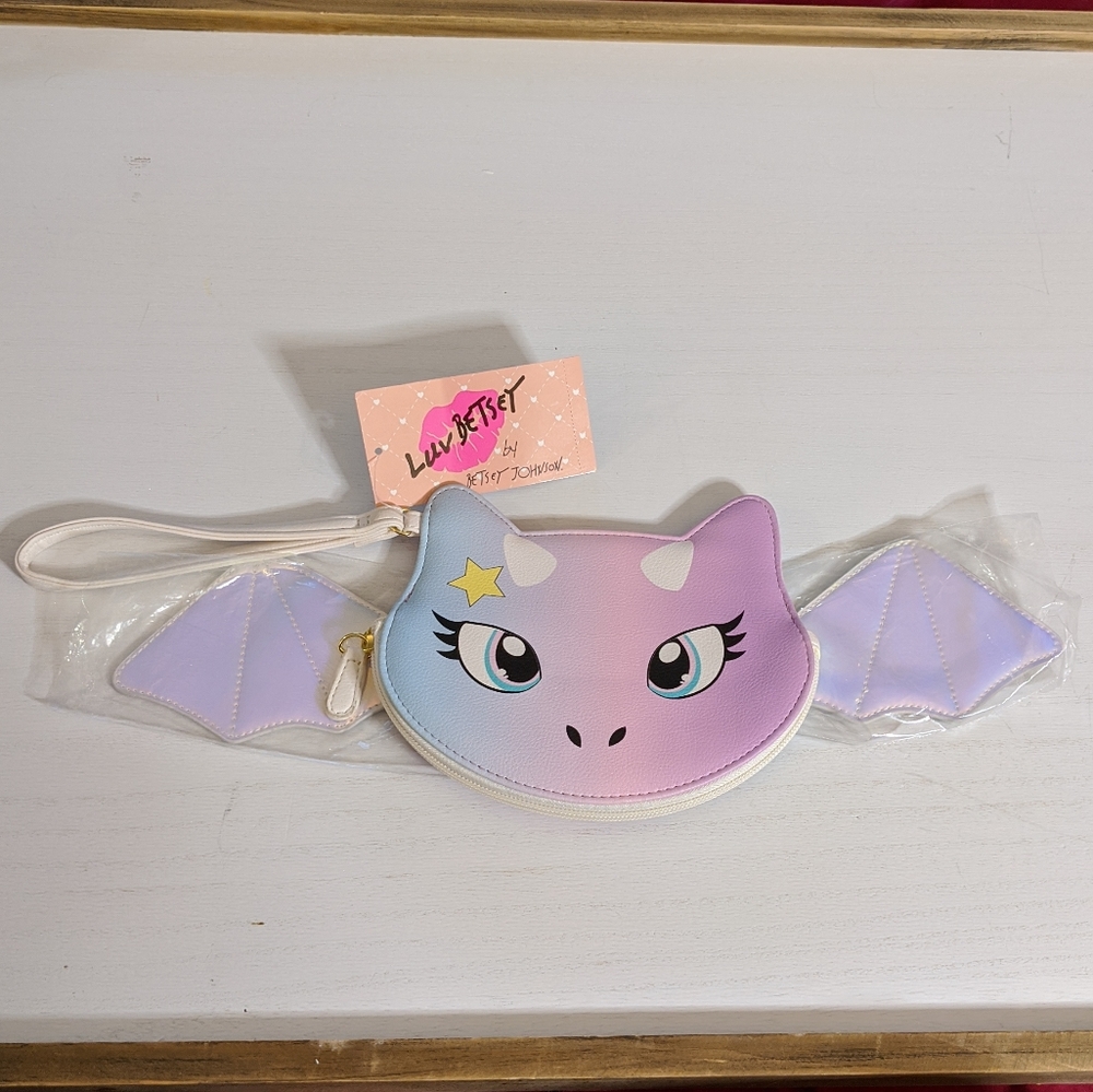 Betsy Johnson Lavender Bat Coin Purse LBFLY1